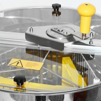 Extractor de miel Mellarius MiniLine 3 c. manual con patas P52