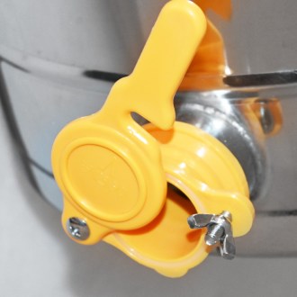 Extractor de miel Mellarius MiniLine 3 cuadros manual P40