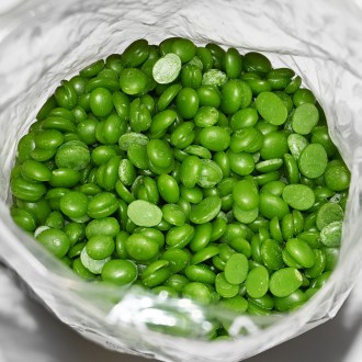 Cera de abeja - pellets verdes - 500 g