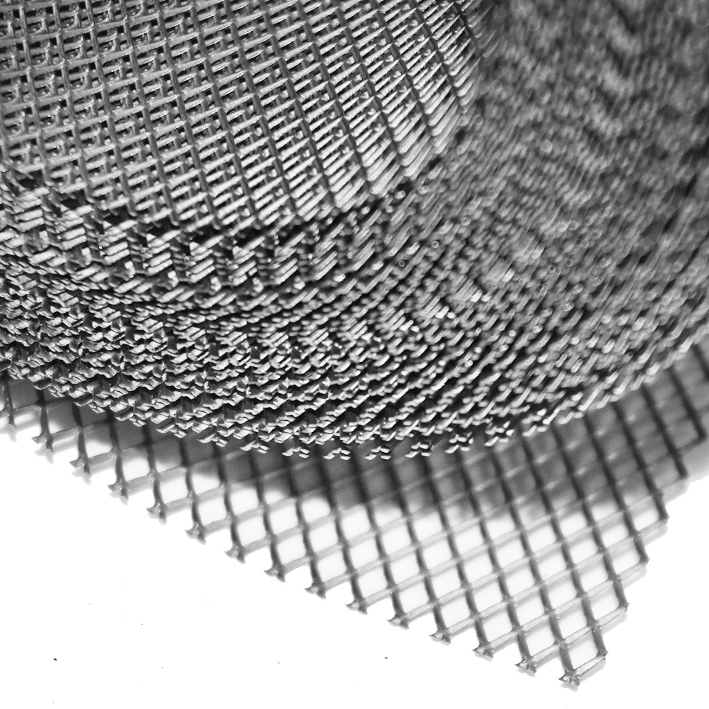 Malla desplegada para apicultura - galvanizada, malla 4 mm, rollo 0,42 × 10 m